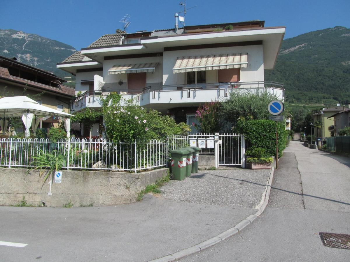 Grazioso Appartamento Tra Cultura, Lago E Montagna Pomarolo Buitenkant foto