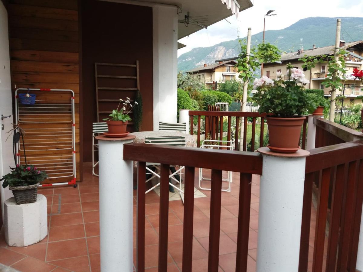 Grazioso Appartamento Tra Cultura, Lago E Montagna Pomarolo Buitenkant foto